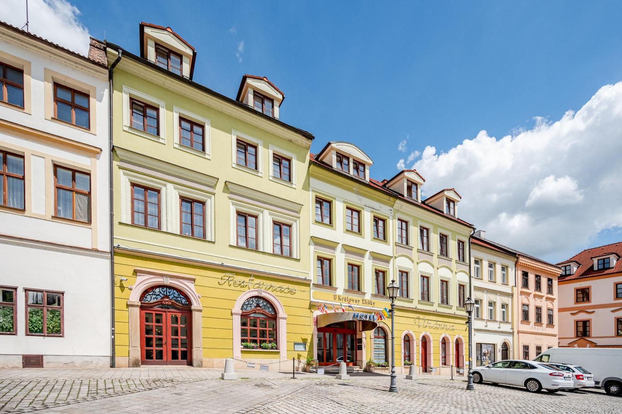 Hotel U Kralovny Elisky Hradec Kralove Exterior photo